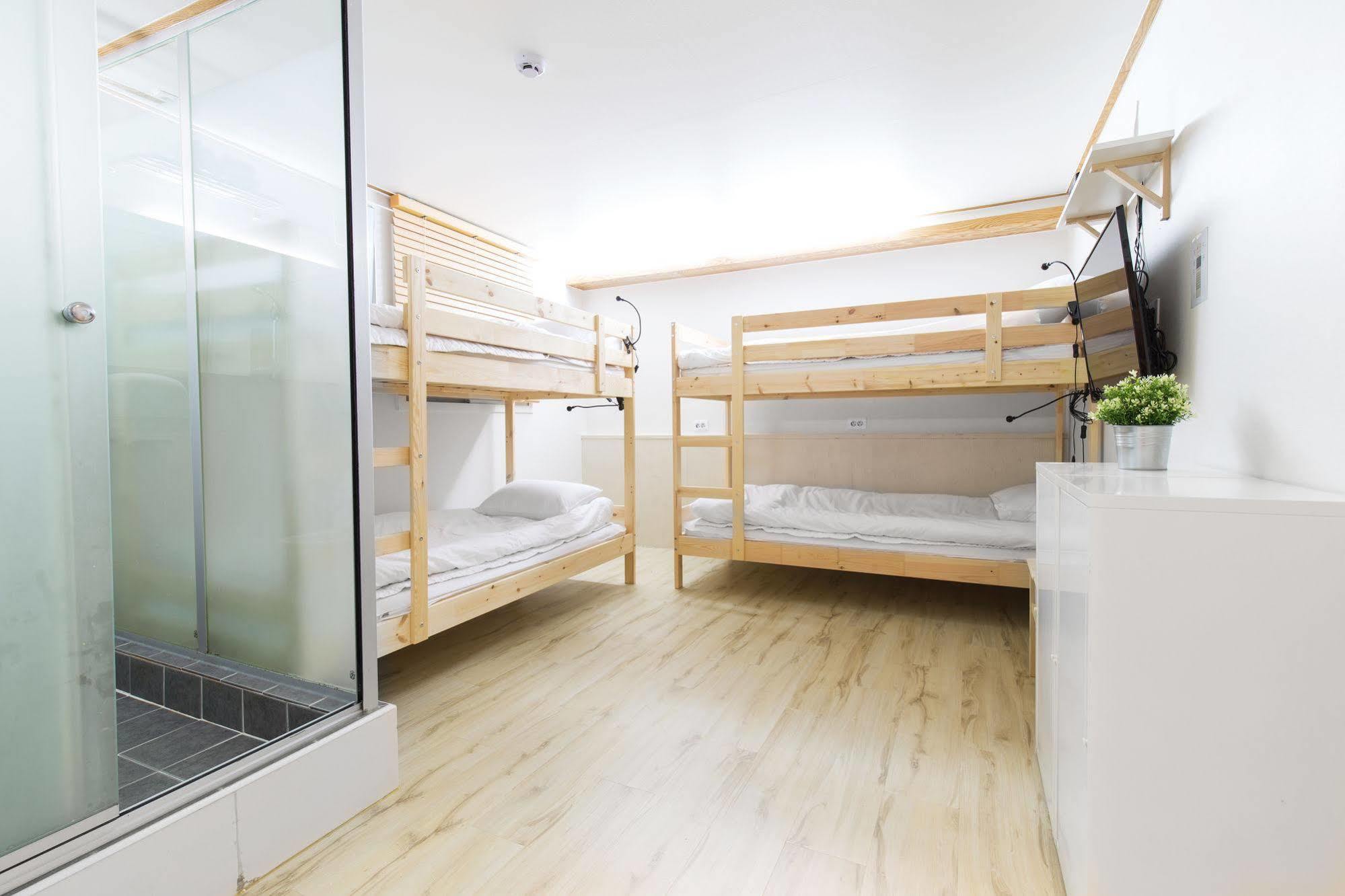 Hostel Temps Passe 서울특별시 외부 사진